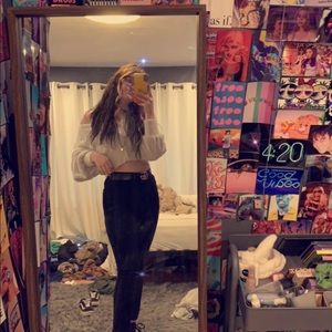 Meet your Posher, Liz